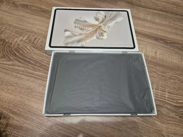 Tableta HONOR Pad 9,  tastatura smart bluetooth