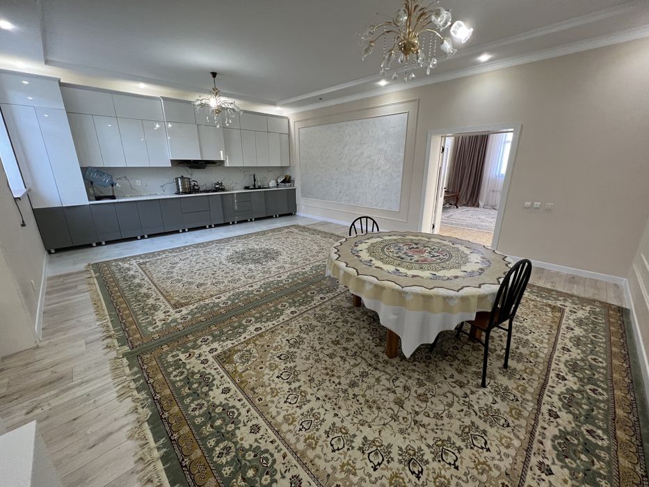 Шоқай көшесінен Коттедж