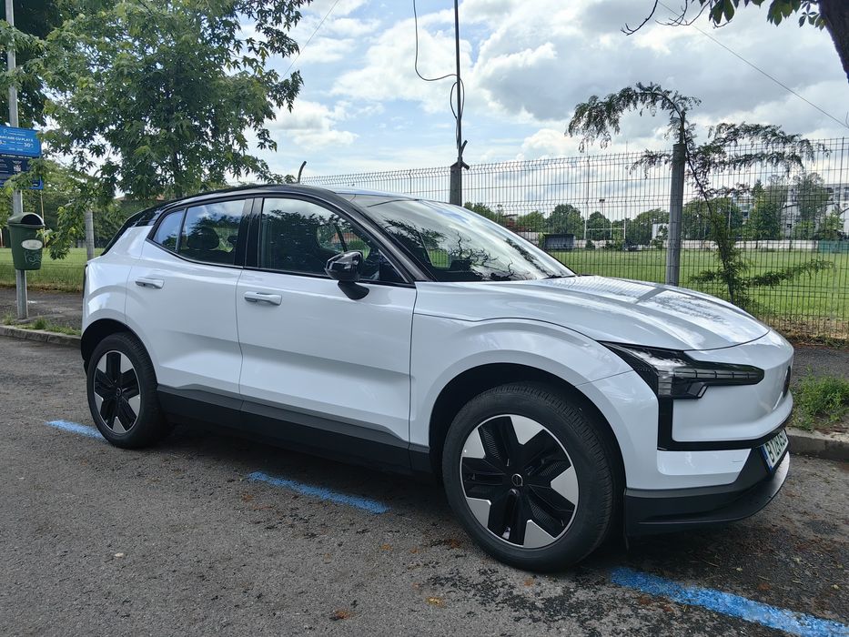 Volvo EX30 full electric 170 km 2026