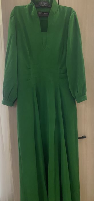 Платье нарядное