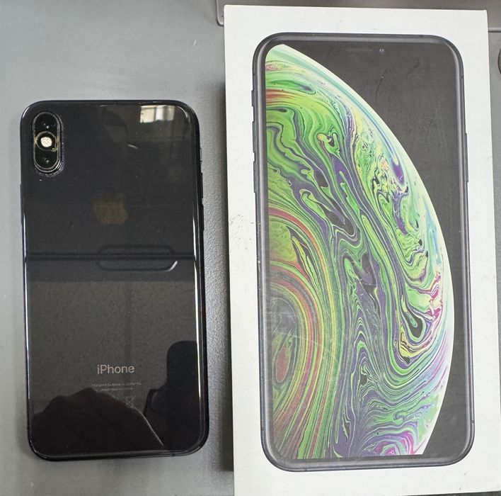 iPhone XS 64GB  Без забележки