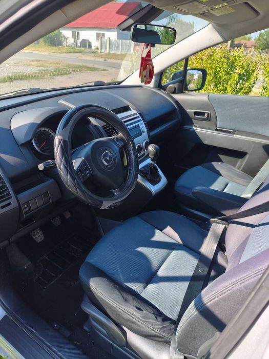 Vând Mazda 5. 7 locuri