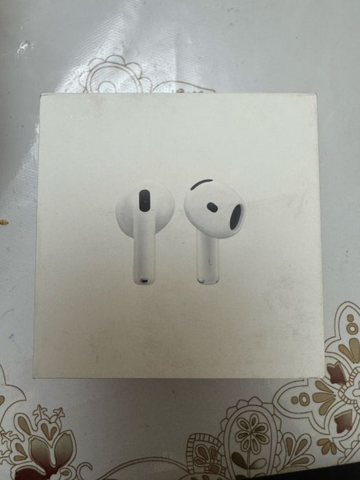 AirPods 4 yangi