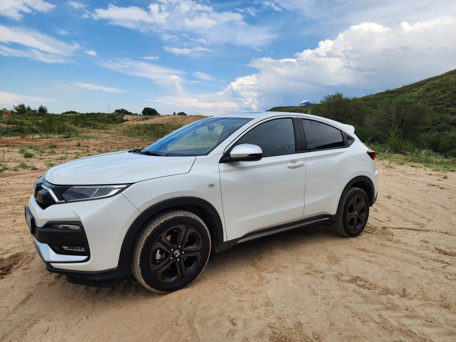 Продам автомобиль Honda HR-V