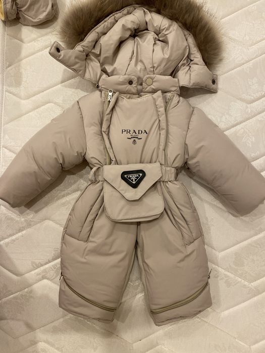 Продам зимний комбенезон трансформер