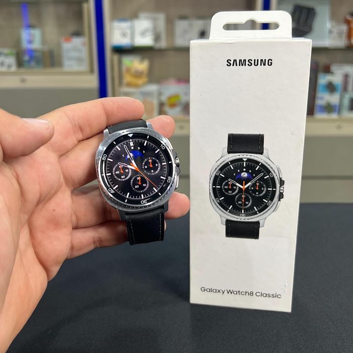 Samsung Galaxy Watch 8 46 mm Classic
