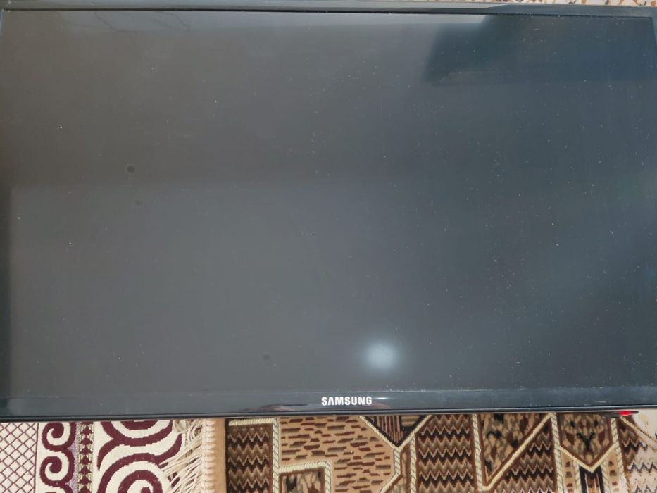 Телевизор samsung