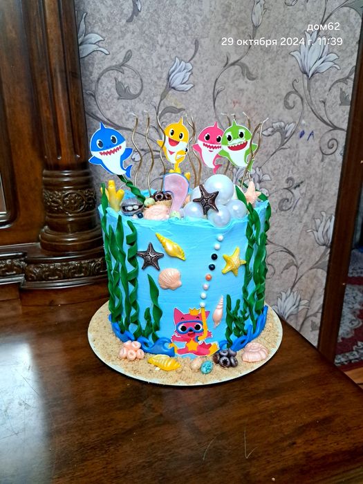 Toy, fotiha, hursandchilik kunlar uchun tort va shirinliklar