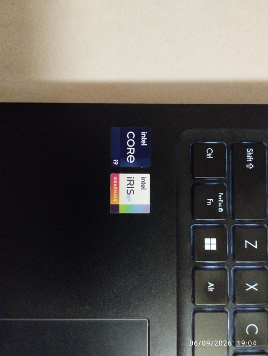 Asus Vivobook eng kuchli protsessor da