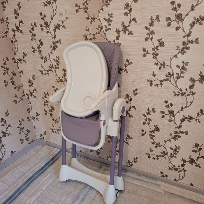 Столик для кормления