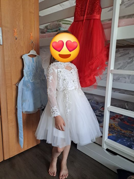Продам платья для девочки