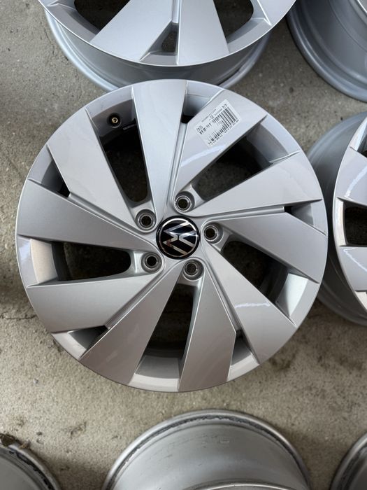 Jante originale VW Golf 5 6 7 8 Belmont R17 5H0601025B NOI 0 KM 5x112 57.1