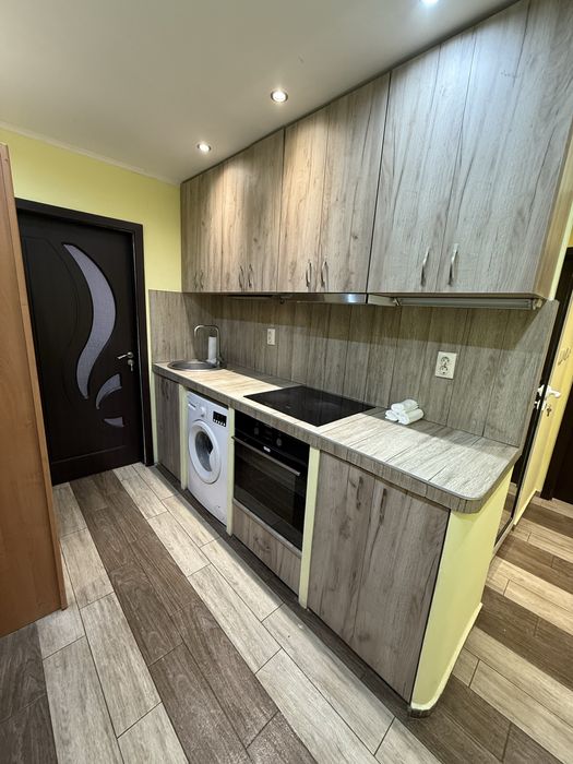 Дава се под наем Двустаен апартамент в Перник, Изток - 50 кв.м за 357 € - Снимка #6