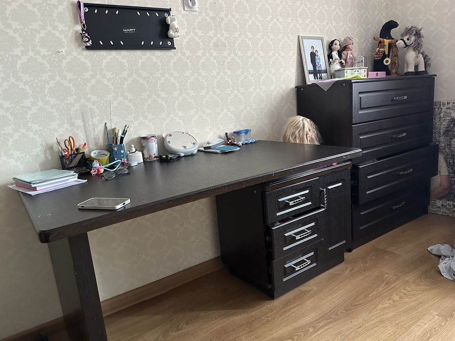 Мебель для спальни, гостинной