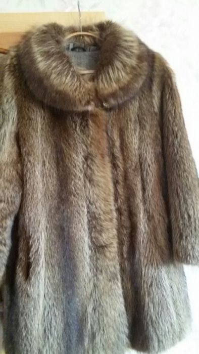Шуба натуральная Енот