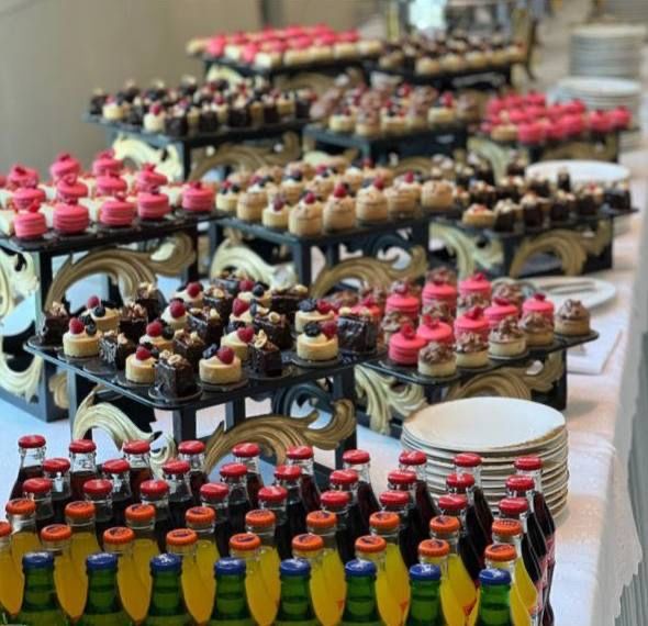 фуршет  кофе-брейк  шведский  обед  банкет  аренда посуды  кейтеринг