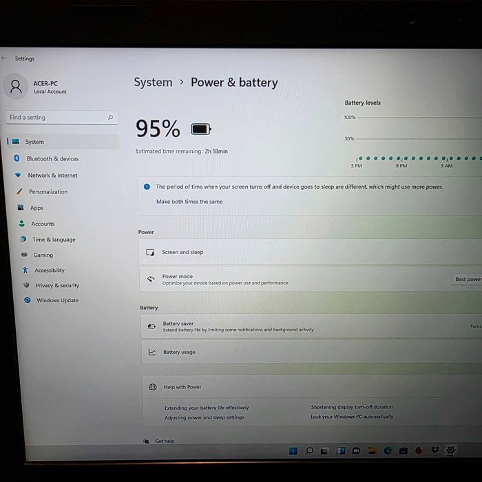 Acer Aspire 3-Intel i3~7020U-17,3FHD-8GB-250 GB SSD-Intel HD630~4GB