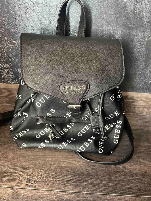 Дамска оригинална раница - Guess