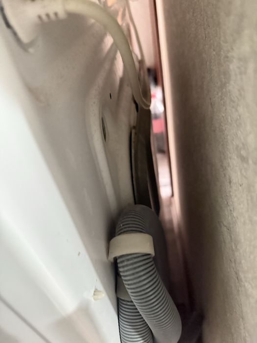 Продам стиральную машину