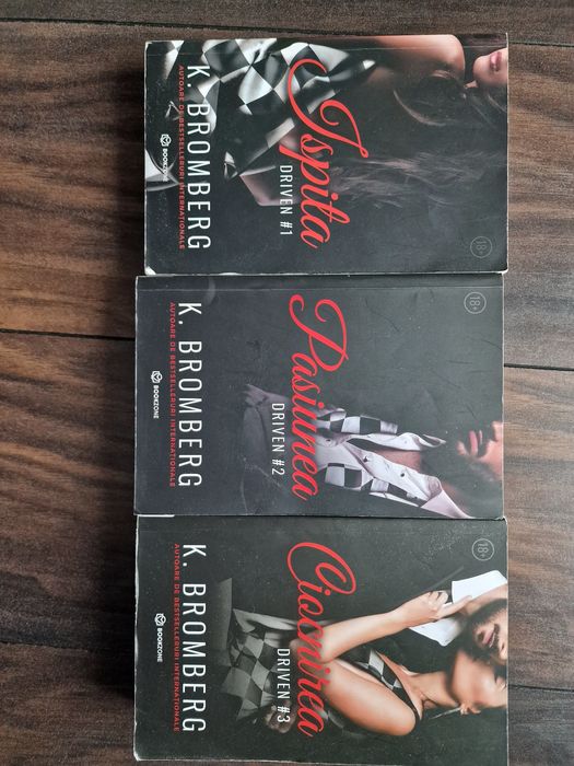 25 lei orice carte superba