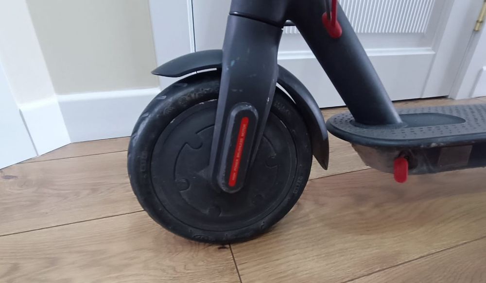 продам Xiaomi Mi Electric Scooter