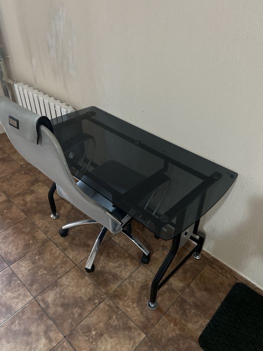 продам стол и кресло комплектом