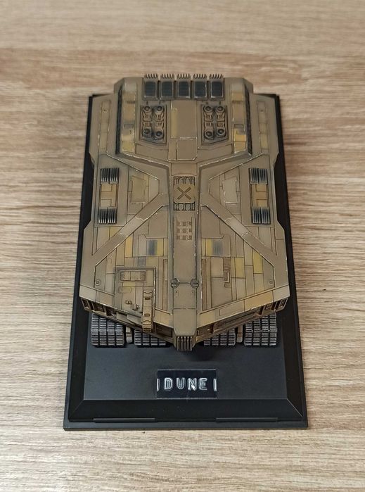 Макет на Spice Harvester от филма DUNE
