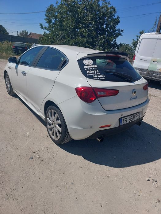 ALFA ROMEO Giulietta 2012 — imagine 4