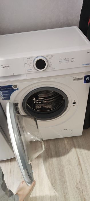 Продам Стиральную машину Midea