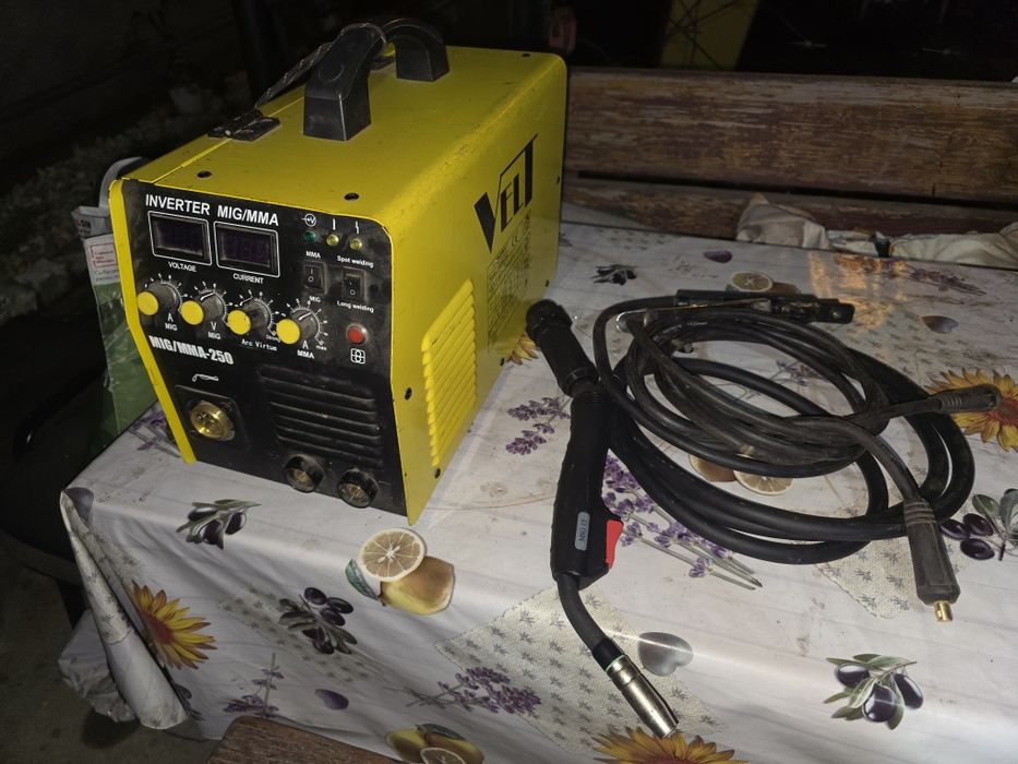 Vând aparat sudura mig mag velt