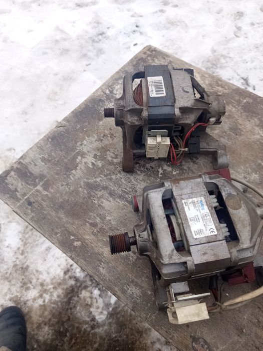 Продам электродвигатели разные