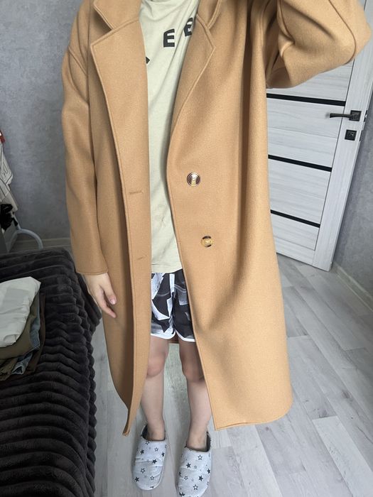 Продаю одежду почти новую