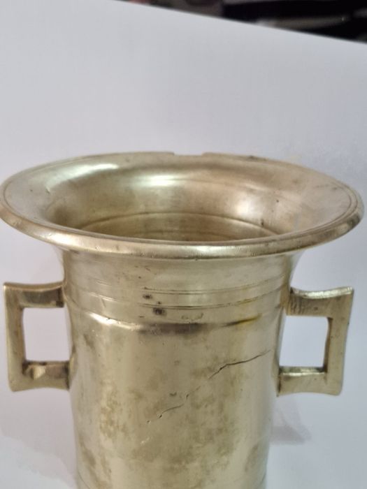 Mojar vechi cu pistil (piuă)
