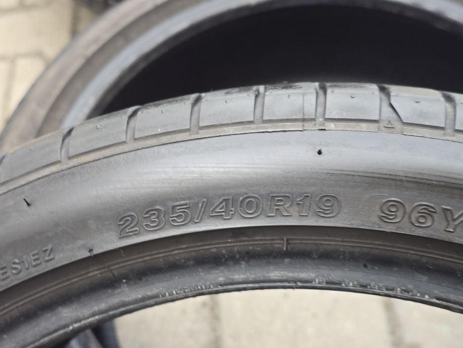 235 40 19 Bridgestone