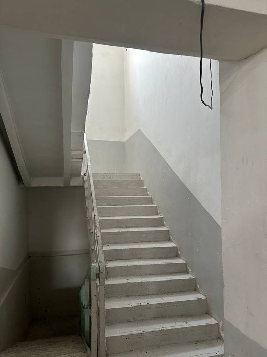 Продается производственное помещение 8 соток Ташкентская обл. Паркент