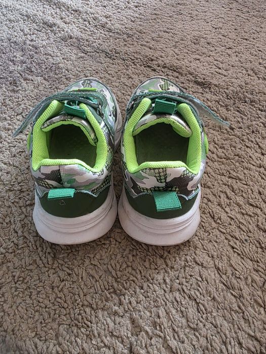 Продам  красовки