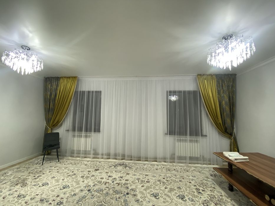 Уй сатылады. 200 кв метр