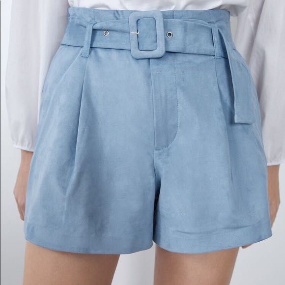 Zara сини къси панталонки , имитация на велур, зимен модел, размер XS