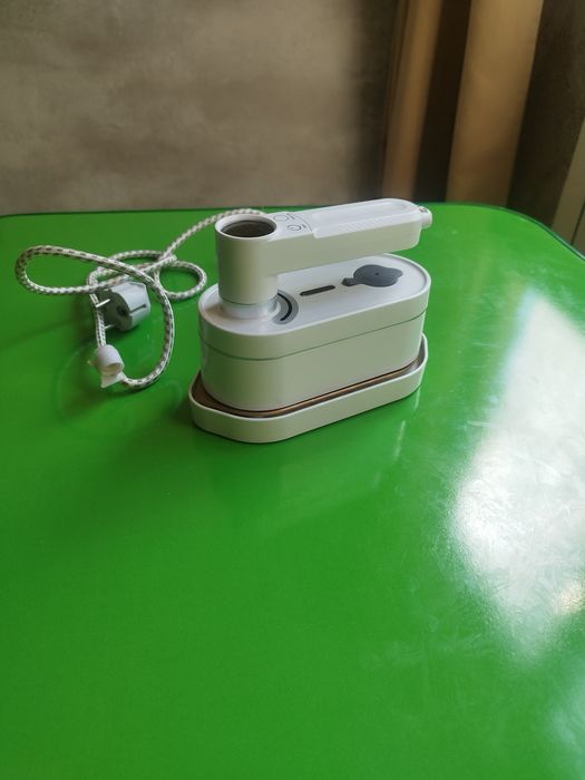 Утьюг белый удобный