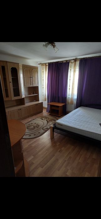 Garsoniera de inchiriat