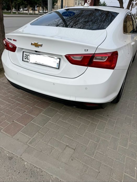 Chevrolet малибу