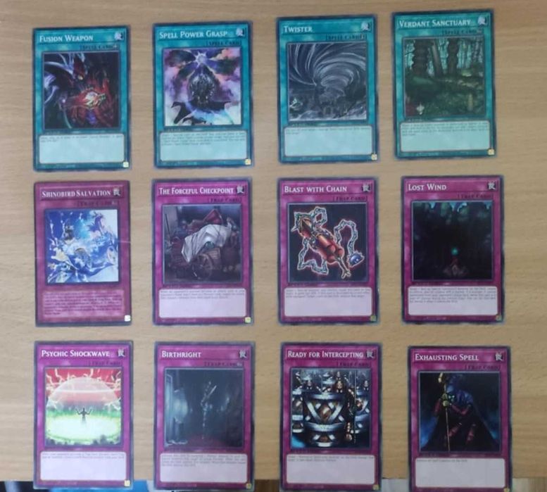 Продавам оригинални Ю Ги О карти част 1