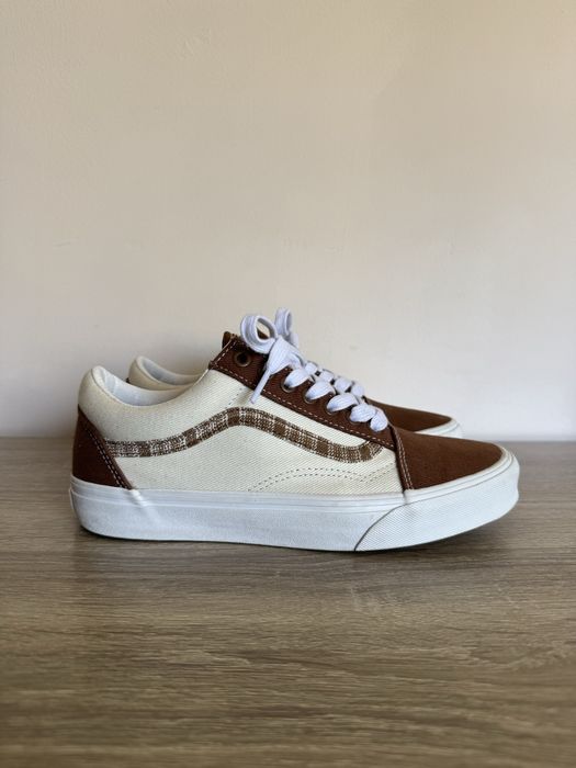 Vans Old Skool.