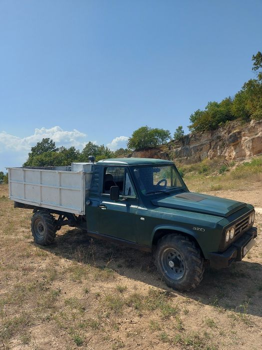 Aro 320 camionetă