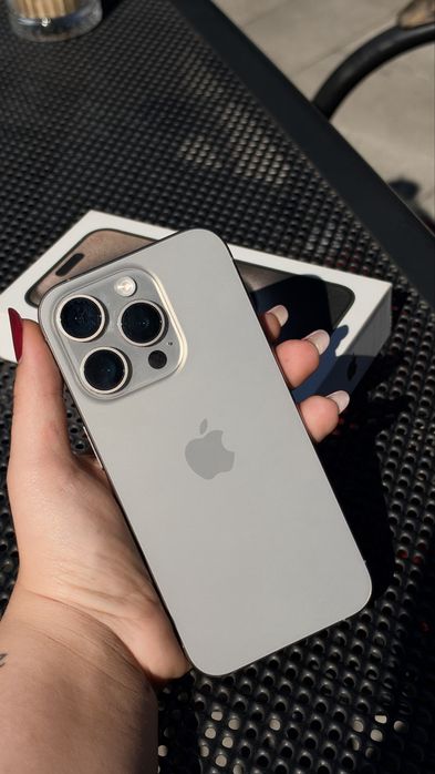 IPhone 15 pro 512 gb