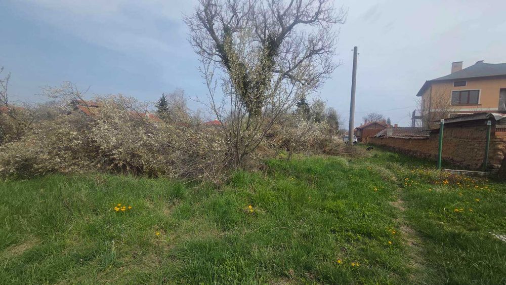 Продава се Парцел в с. Караполци, Област София-област - 1411 кв.м за 31 €/кв.м - Снимка #1