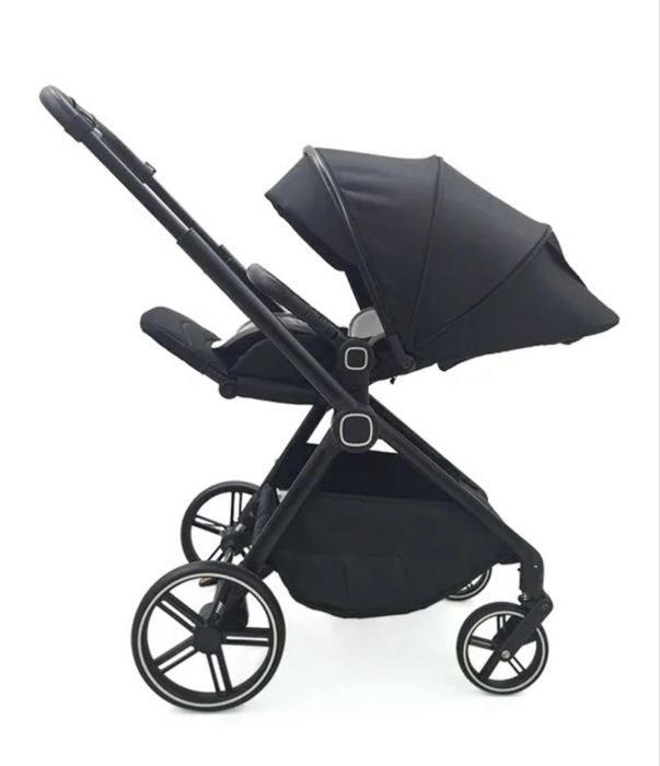 Продается , коляска 0-3 лет