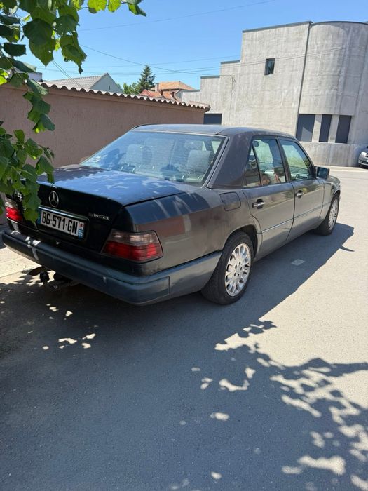 MERCEDES-BENZ E-Class 1995 — imagine 4