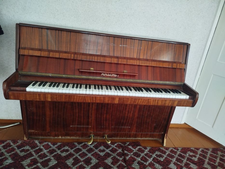 Pianina sotiladi