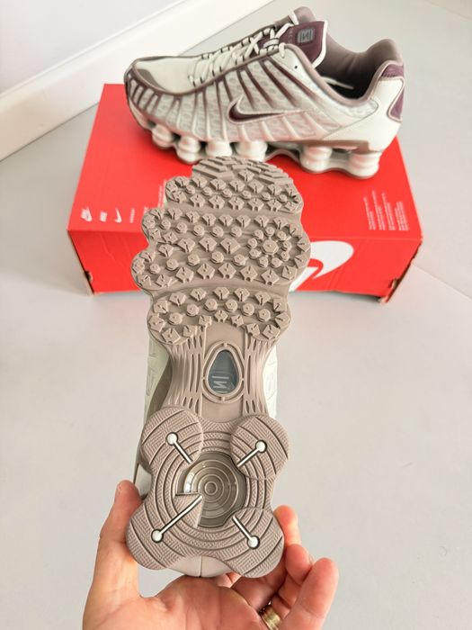 Nike Shox TL Light Bone Burgundy